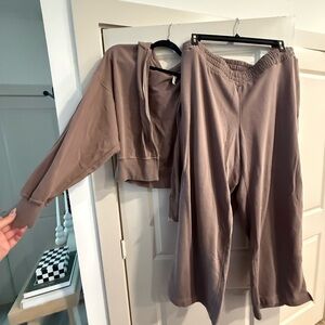 Fabletics Taupe Sweater and Wide Leg Pants Set